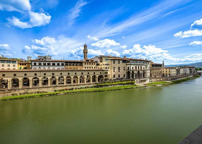 Yd Balcony On Pontevecchio View * Флоренция