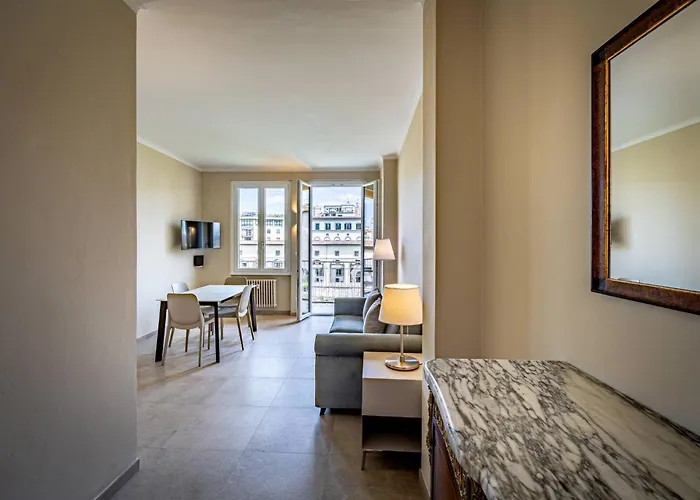 Yd Balcony On Pontevecchio View *