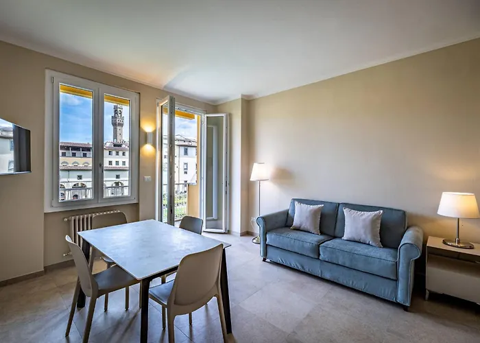Yd Balcony On Pontevecchio View * Флоренция