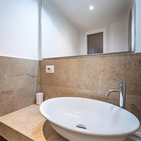 Yd Balcony On Pontevecchio View فلورنس