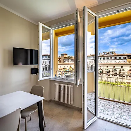 Yd Balcony On Pontevecchio View