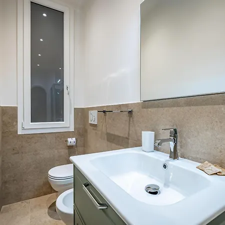 Yd Balcony On Pontevecchio View