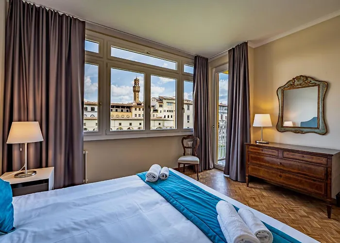 Daire Yd Balcony On Pontevecchio View *