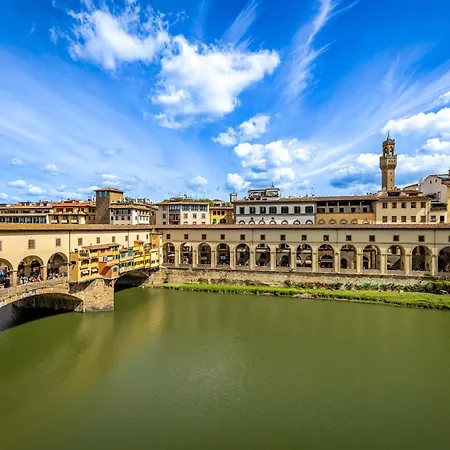 Apartment Yd Balcony On Pontevecchio View Florence